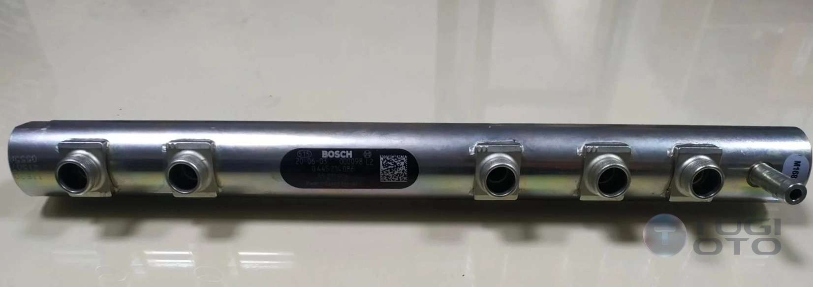 AUDİ A6 3.0 TDI RAİL BASINÇ MÜŞÜRÜ ORJİNAL SIFIR BOSCH 0445226190 RAİL BORUSU